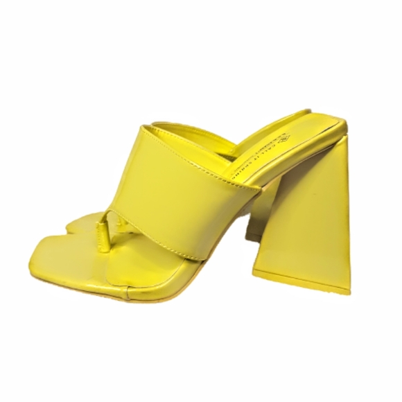 Call It Spring Soraya Mule Thong Sandal Y2K Block Heel Sandal Yellow Vegan - Picture 6 of 9